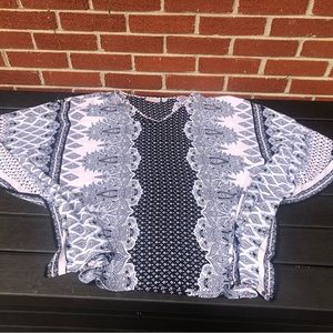 Belle by Kim Gravel 2x cape batwing top never worn
